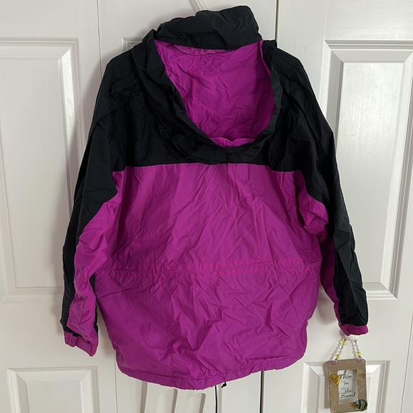 HOST PICK Vintage GAP woman’s rain windbreaker jacket - Picture 7 of 12